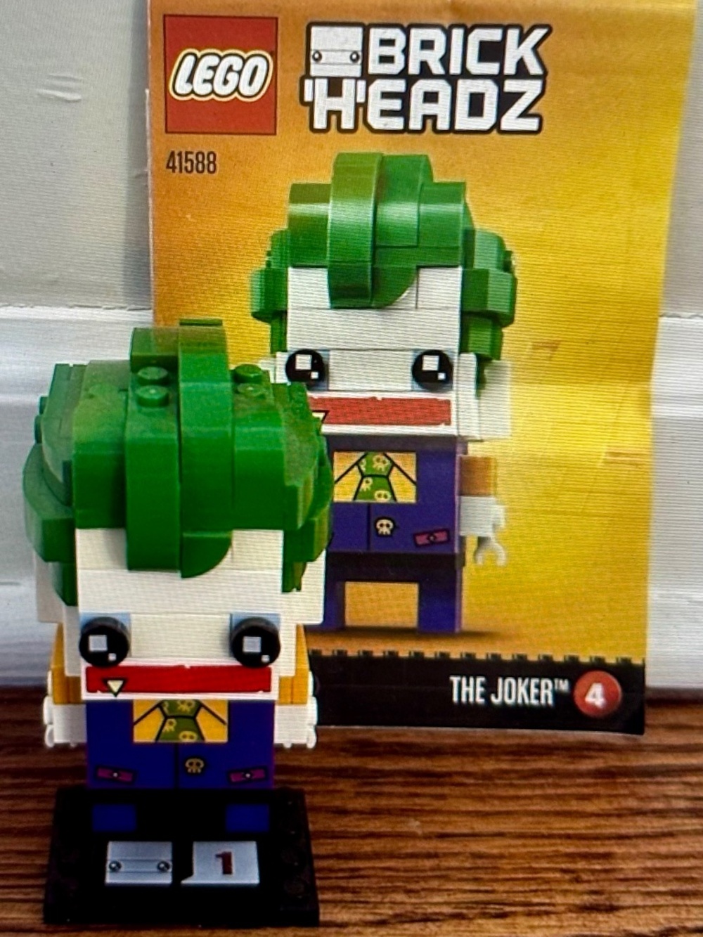 Pre-built LEGO DC BRICK'H'EADZ "The Joker" 41588 with instructions; no box.